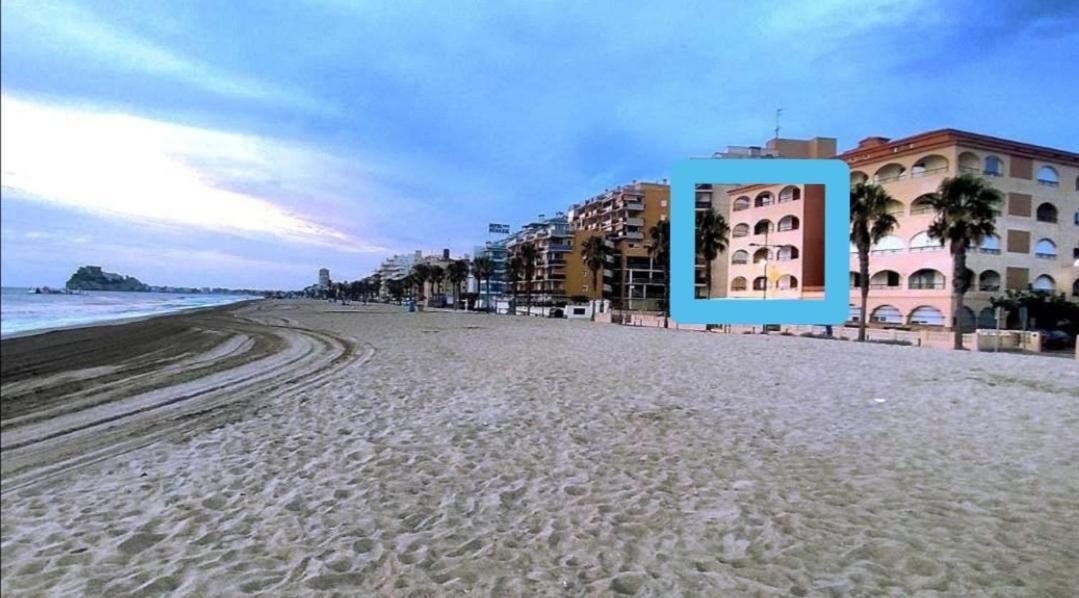 Apartamentos Benedicto XIII: Beachfront with Parking & Modern Amenities Peniscola Exterior photo