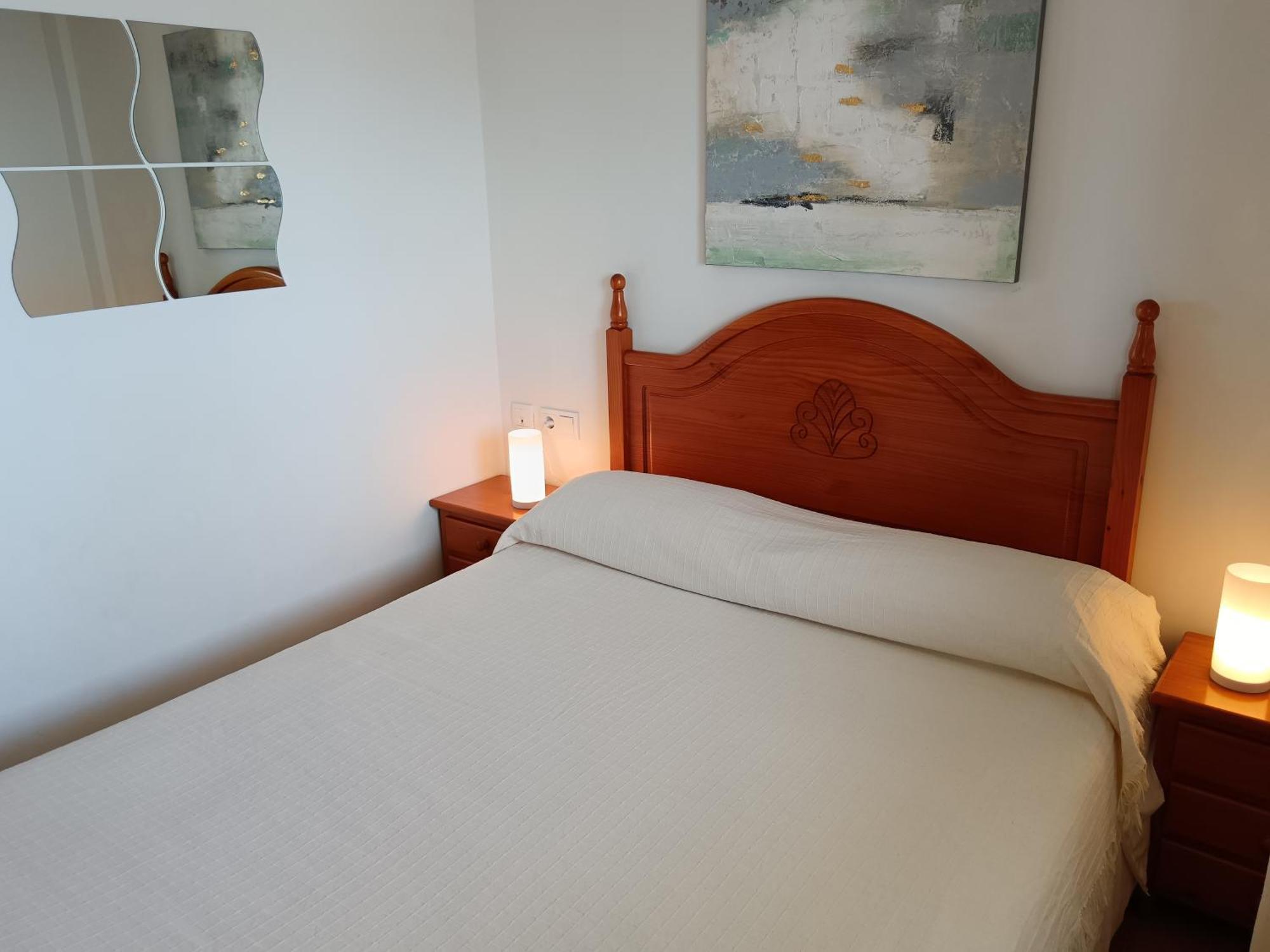 Apartamentos Benedicto XIII: Beachfront with Parking & Modern Amenities Peniscola Exterior photo
